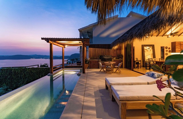 Three King Suites, Private Pool, Massage Room & Panoramic Ocean Views