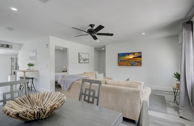 Three Rental Units In This Bonita Springs Compound