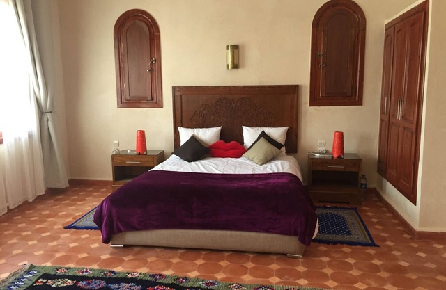 Tidzi Suite breakfast included pool view
