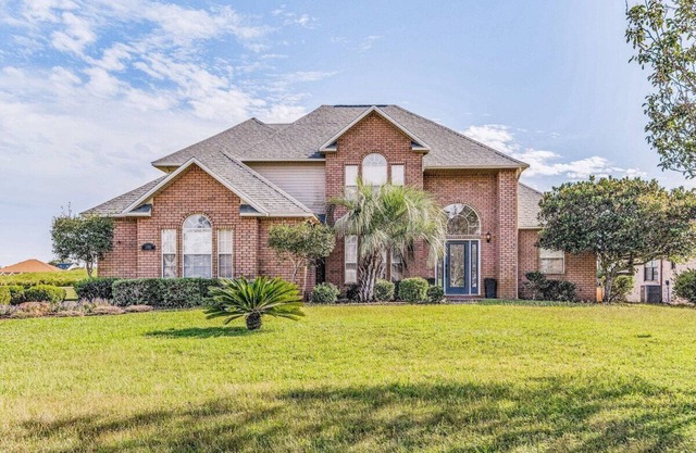 Tiger Point Paradise - Pool Home Near Beach & Golf