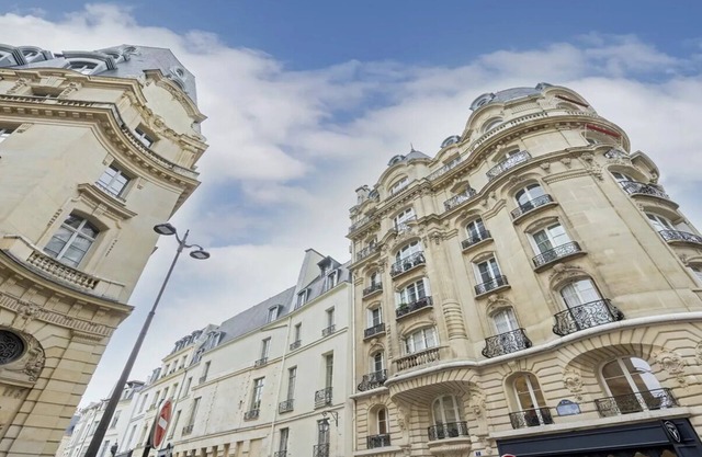 Timeless Elegance:Classic Parisian Architecture Meets Modern Luxury-Palais Royal