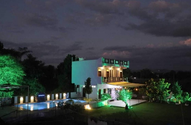 Timeless Quaint Spanish Style Homestay Nestled in the Foothills of Aravali