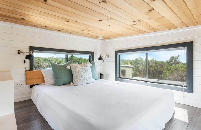 Tiny House #6 @Infinity Ranch-Pet friendly!