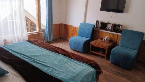 Tirthan Villa Resort