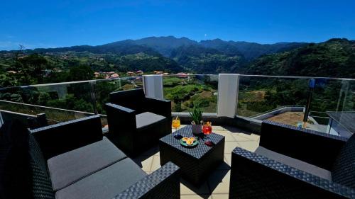 Top Floor in Flor do Campo - Santana