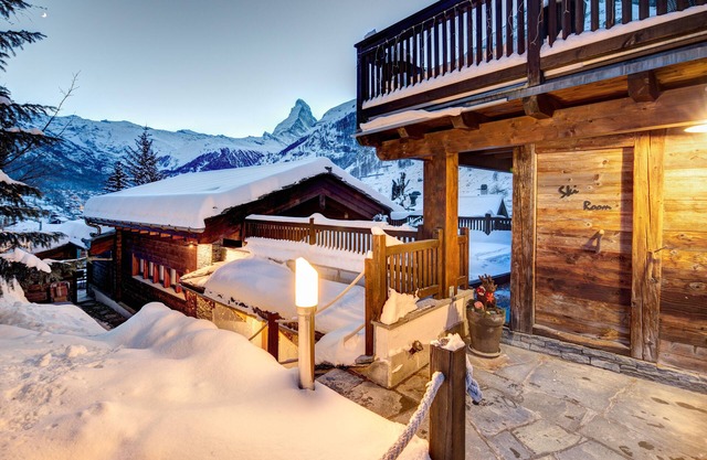 Top ski chalet in Zermatt (Ski in) with a wonderful view of the Matterhorn