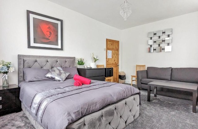 Tower Hamlets Apartment