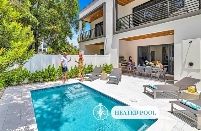 Townhouse/Heated Pool/Centrally Located/Malibu Key