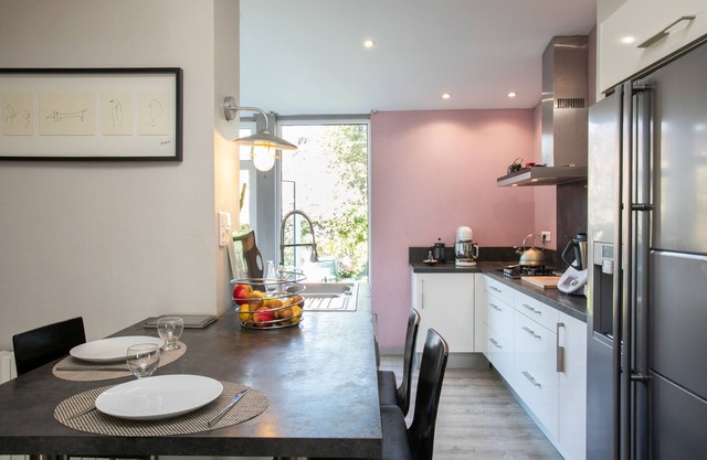 Townhouse with garden