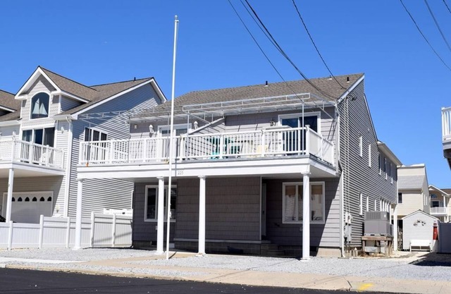 Townsends Inlet Rental 4 BR, 3 Bath, Sleeps 12!