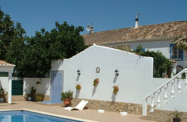 Traditional apartment on a beautiful plot with pool near the sea
