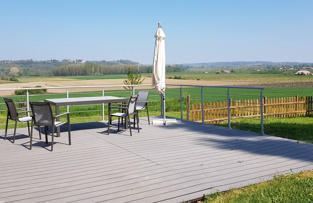 Traditional farmhouse close to Monségur and Duras