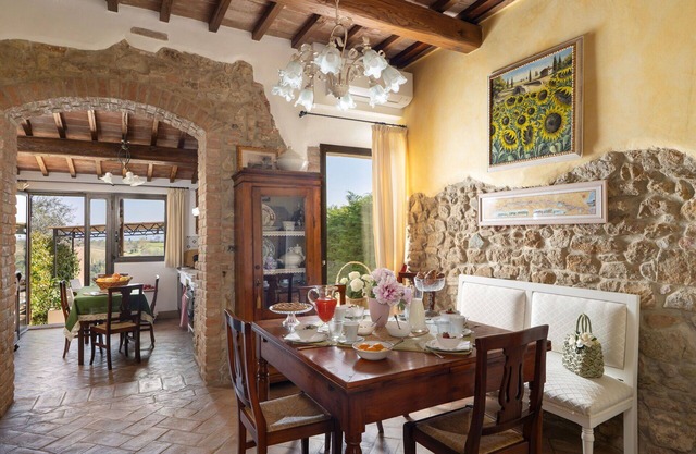 Traditional Tuscan house near San Gimignano and Volterra