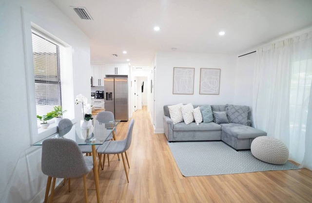 Tranquil and Sunny 4BR Getaway Home