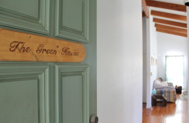 Tranquil Bay South Rosedale - The Green House awaits you.