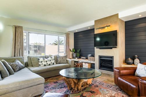 Tranquil Beachside Oasis Your Relaxing Getaway