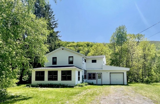 Tranquil Creek Retreat - Charming 1920s Farmhouse Close To Hunter Mountain