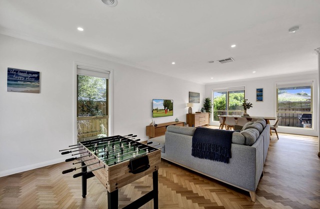 Tranquil Escape by Ready Set Stay - Beach, shops, internet, Foosball