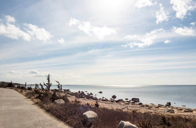 Tranquil Views On Planting Island Cove