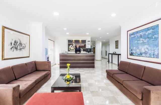 Travelers Suites Edificio Fontana Plaza