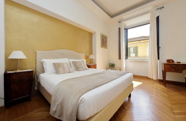 TreasureRome - Spanish Steps Family Home