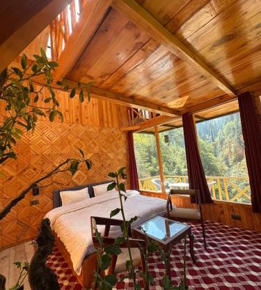 Tree House by The Forest Pinnacle and Café, Jibhi