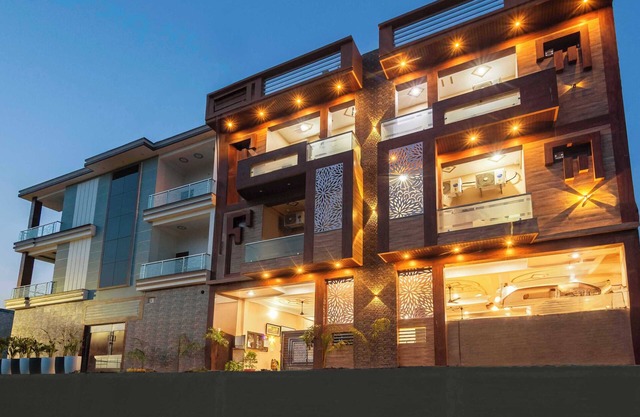 Treebo Ramayan Suites Ayodhya