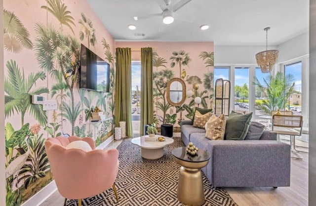 Trendy Boutique Condo East Nashville Sleeps 6