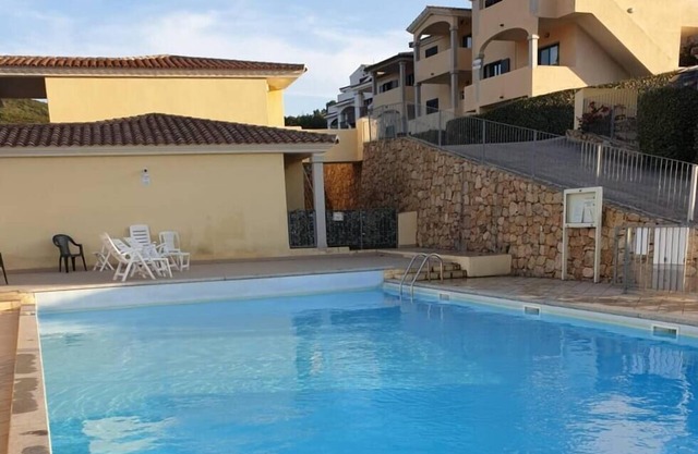 Trilo Franculacciu: con Piscina