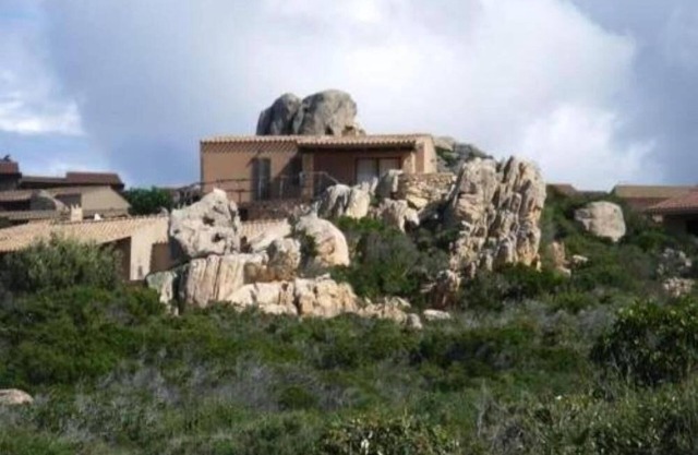 Trinita D Agultu: Cosy cottage with lovely sea view