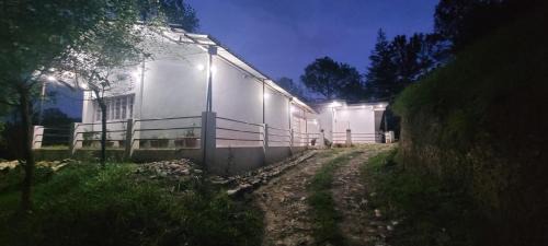 Triveni Home Stay
