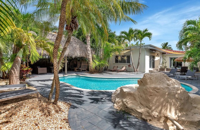 Tropical Paradise in Hollywood FL