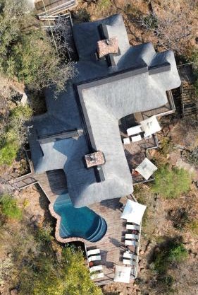 Tshwene Lodge