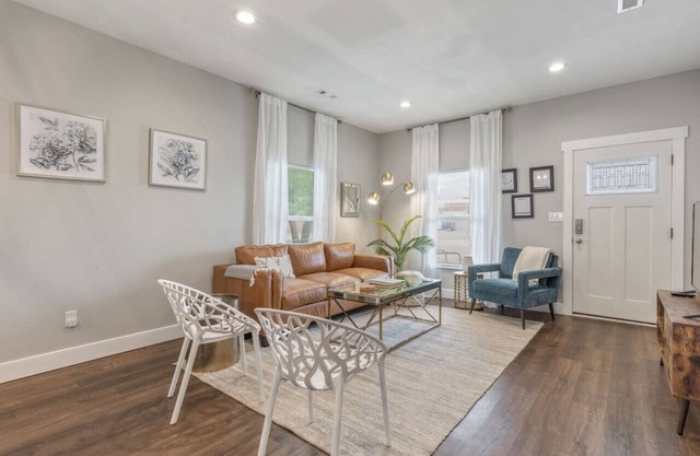 Tulsa Boho Bungalow | King Bed Near Dtwn EXPO TU