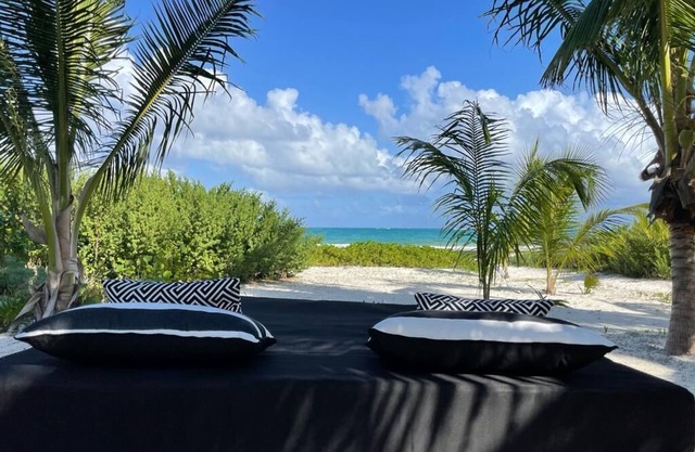 Tulum private front beach jungle Bungalow. Unique experience!