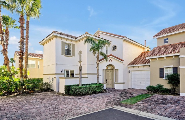 Tuscan Hills Home: Private Pool, Game Room& Near Disney