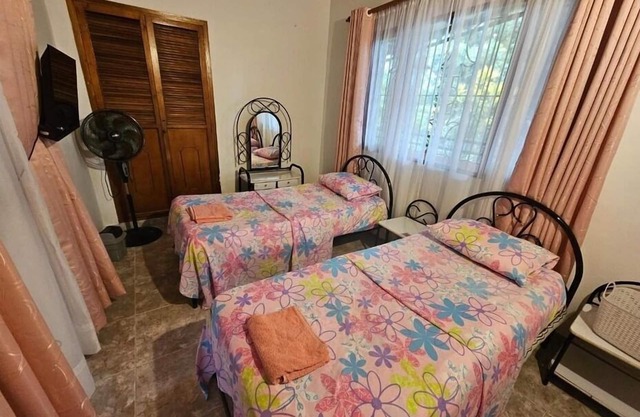 Twin Room - 2 single beds