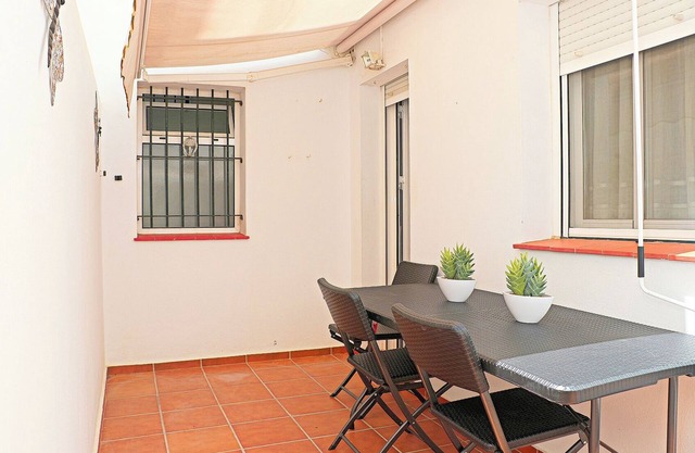 Two bedroom apartment close to the centre