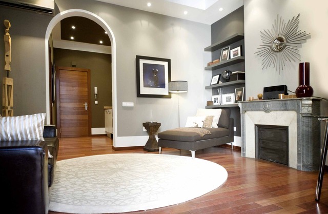 Two Bedroom Apartment Carrer Pelai - You Stylish