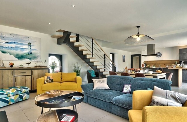 Ty an heol in Plouescat, spa, garden and terraces