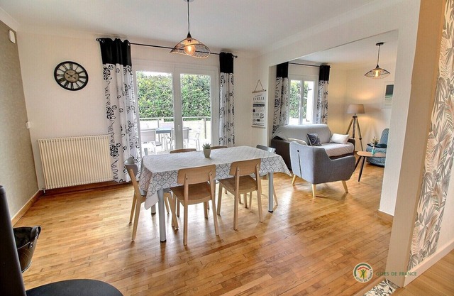 Ty Gwenn - PLOUGRESCANT