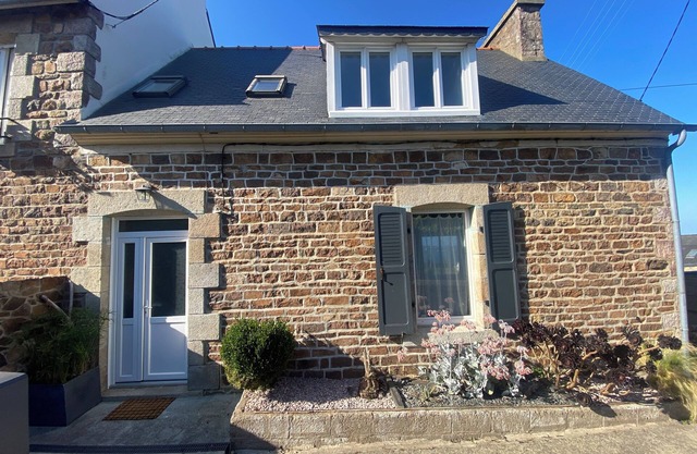 TY LOUIS Meublé de tourisme 3* for 4 persons sea view, 2 min walk to the beach