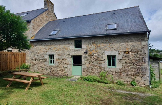 Ty Rozélie, Charmante Longère Bretonne Entre mer et Campagne