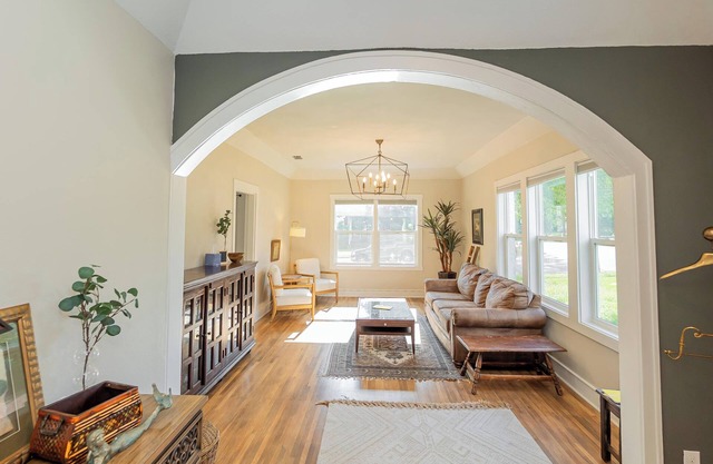 Tyler Gem - Cozy 2BR + Fast WiFi & AC