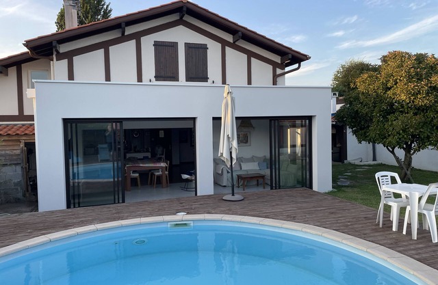 Typical Landaise villa with swimming pool