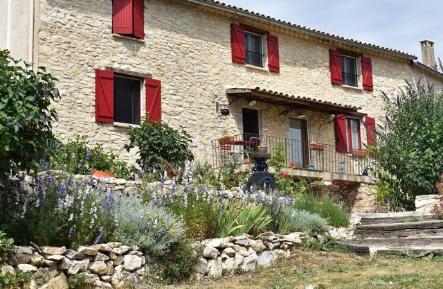 Typical Provençal gîte "Lou Pitchoun" 2/4 places