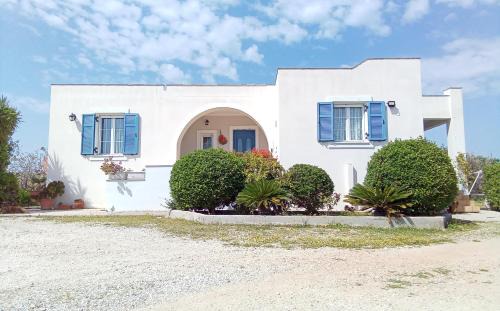 Tzitzi Pistachio Villa