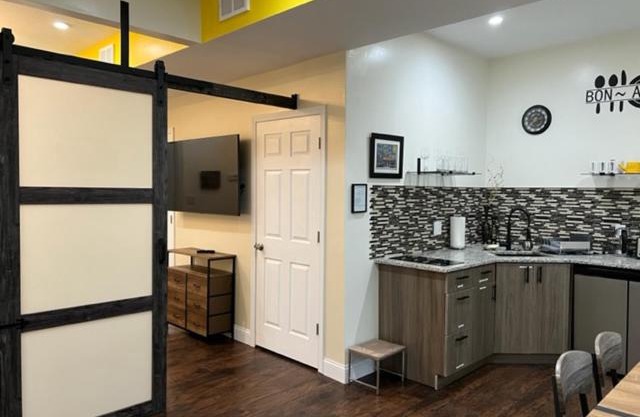 Uber Close to Ohio City, Cleveland (Lower)