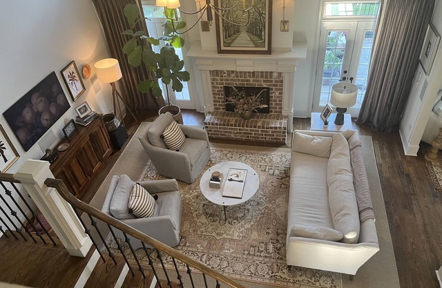 UGA Game Weekend HomenSleeps 4