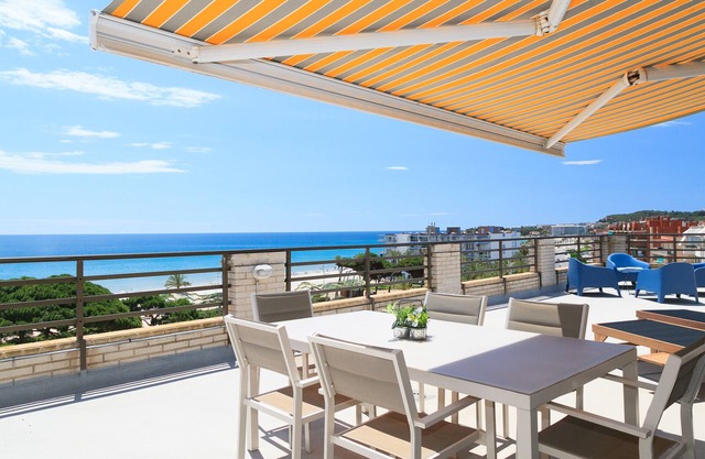 UHC CASPEL - The best rooftop terrace in La Pineda